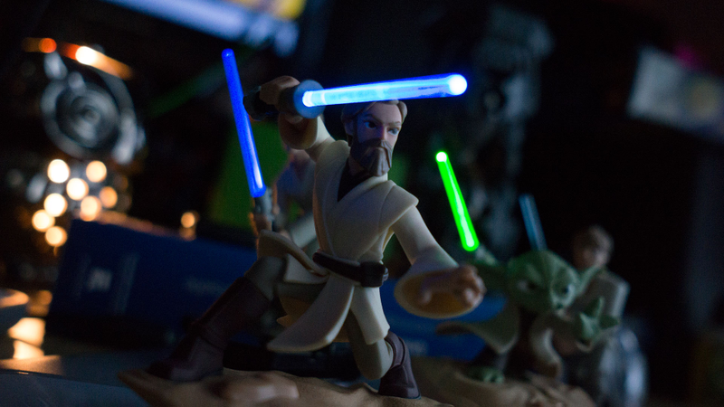Illustration for article titled Disney Releases The Coolest Star Wars Infinity Figures In The Most Annoying Way Possible